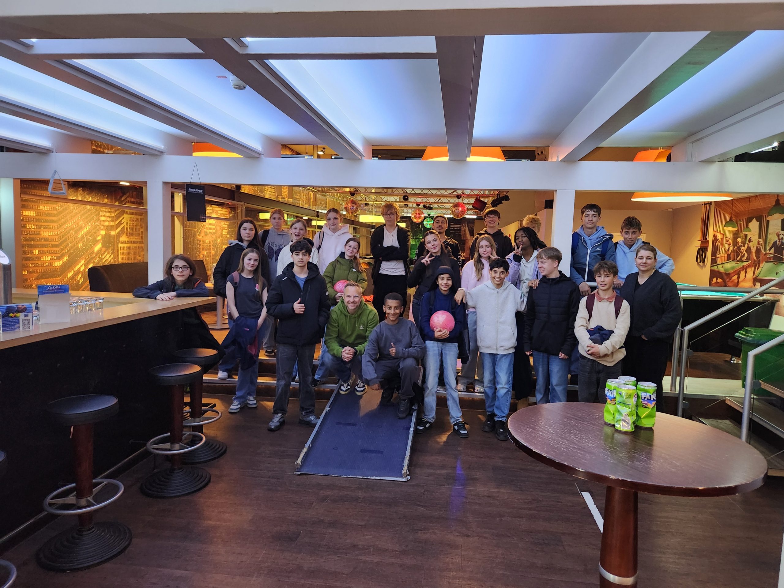 7b Bowling